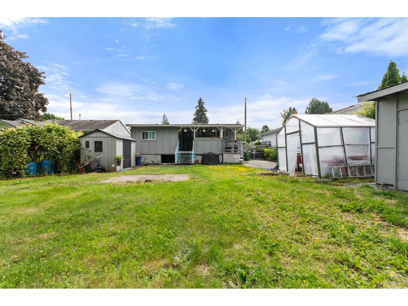 45573 Wellington Avenue Property Photo 18