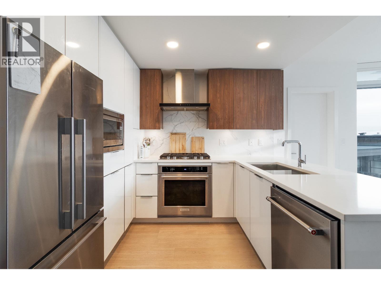 403 7769 Park Crescent Property Photo 12