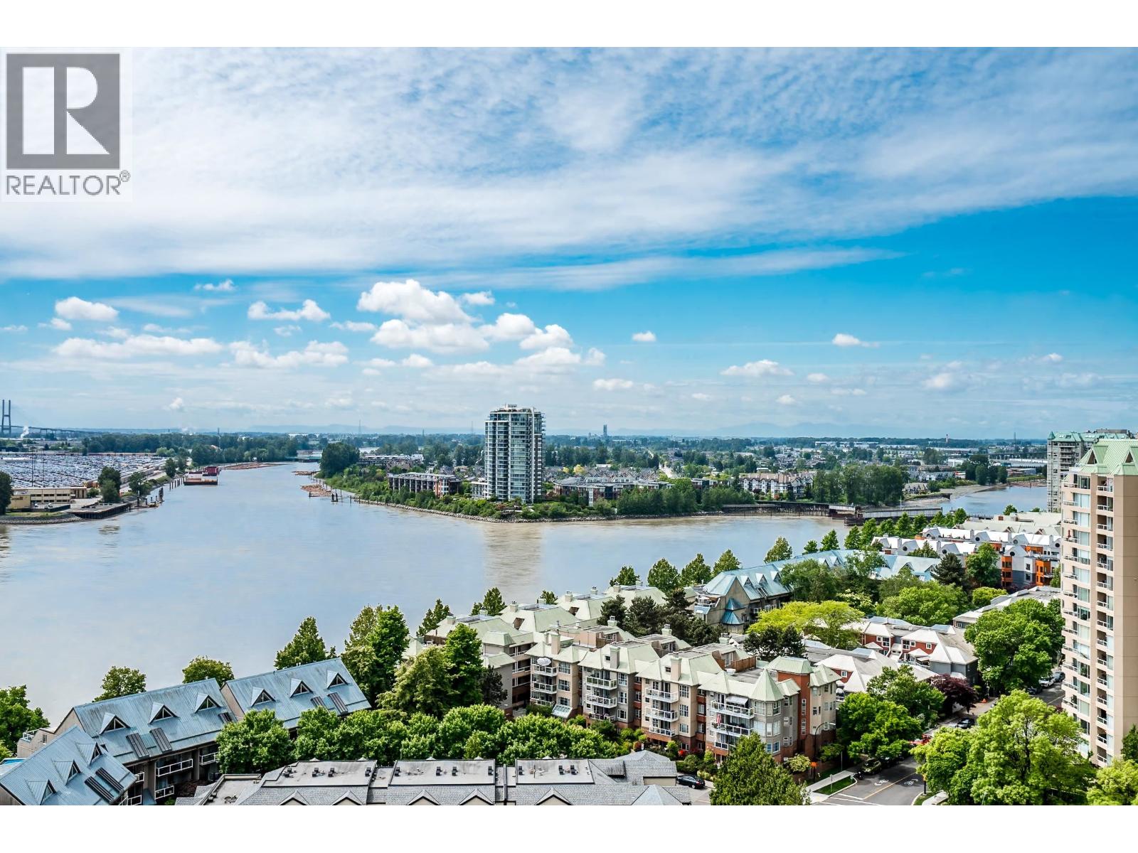 1811 988 Quayside Drive Property Photo 1
