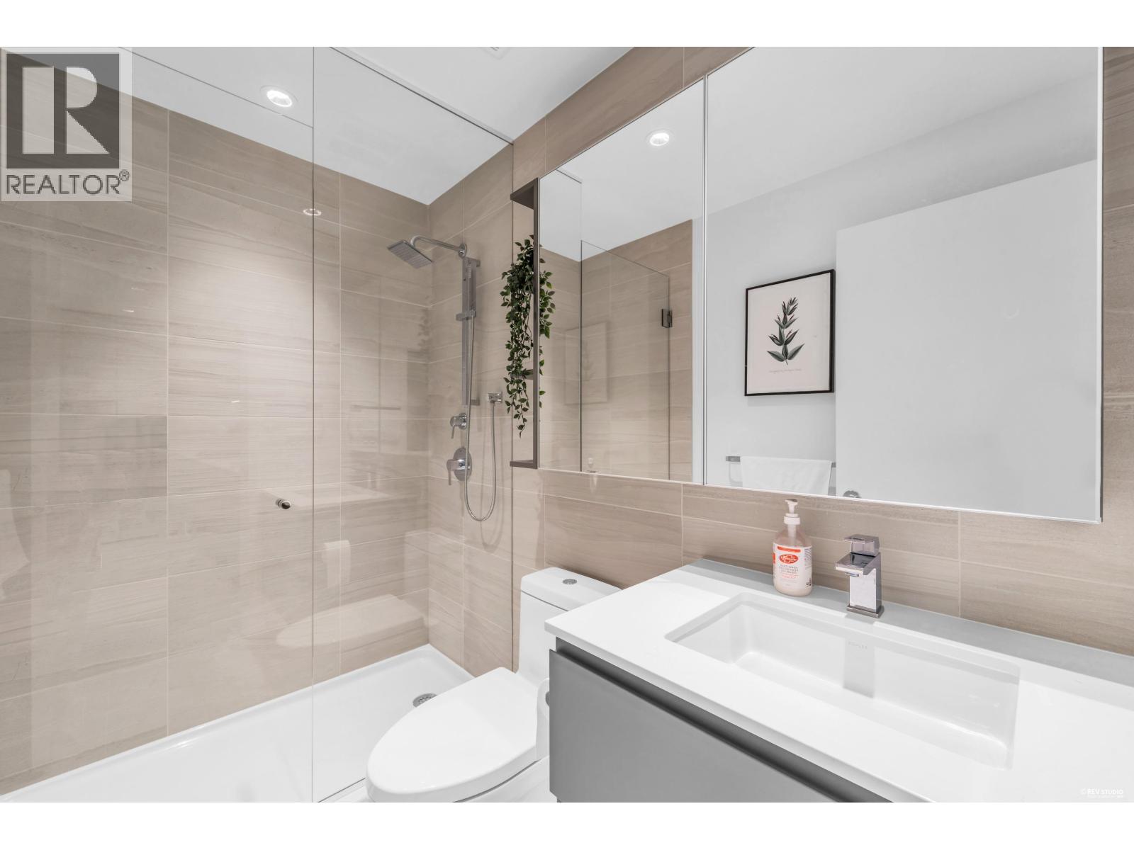 Th2 6788 Minoru Boulevard Property Photo 23