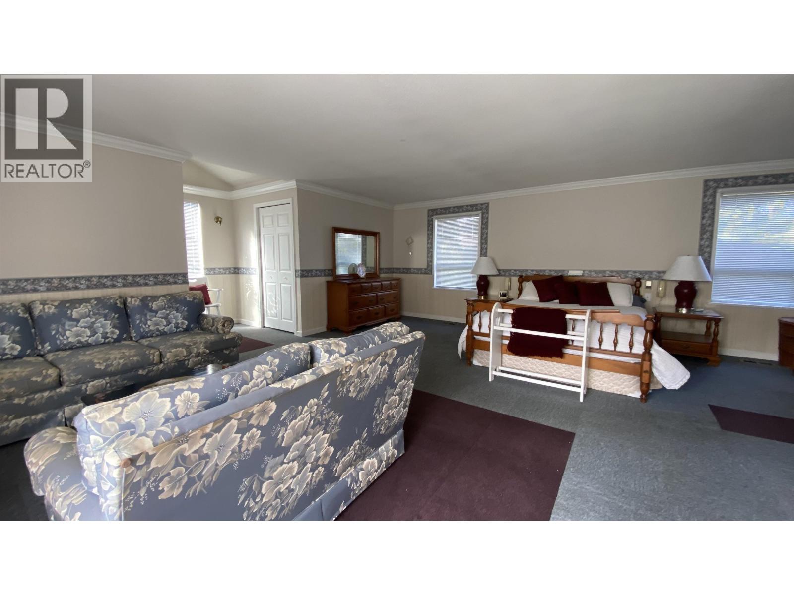 7740 Blundell Road Property Photo 12