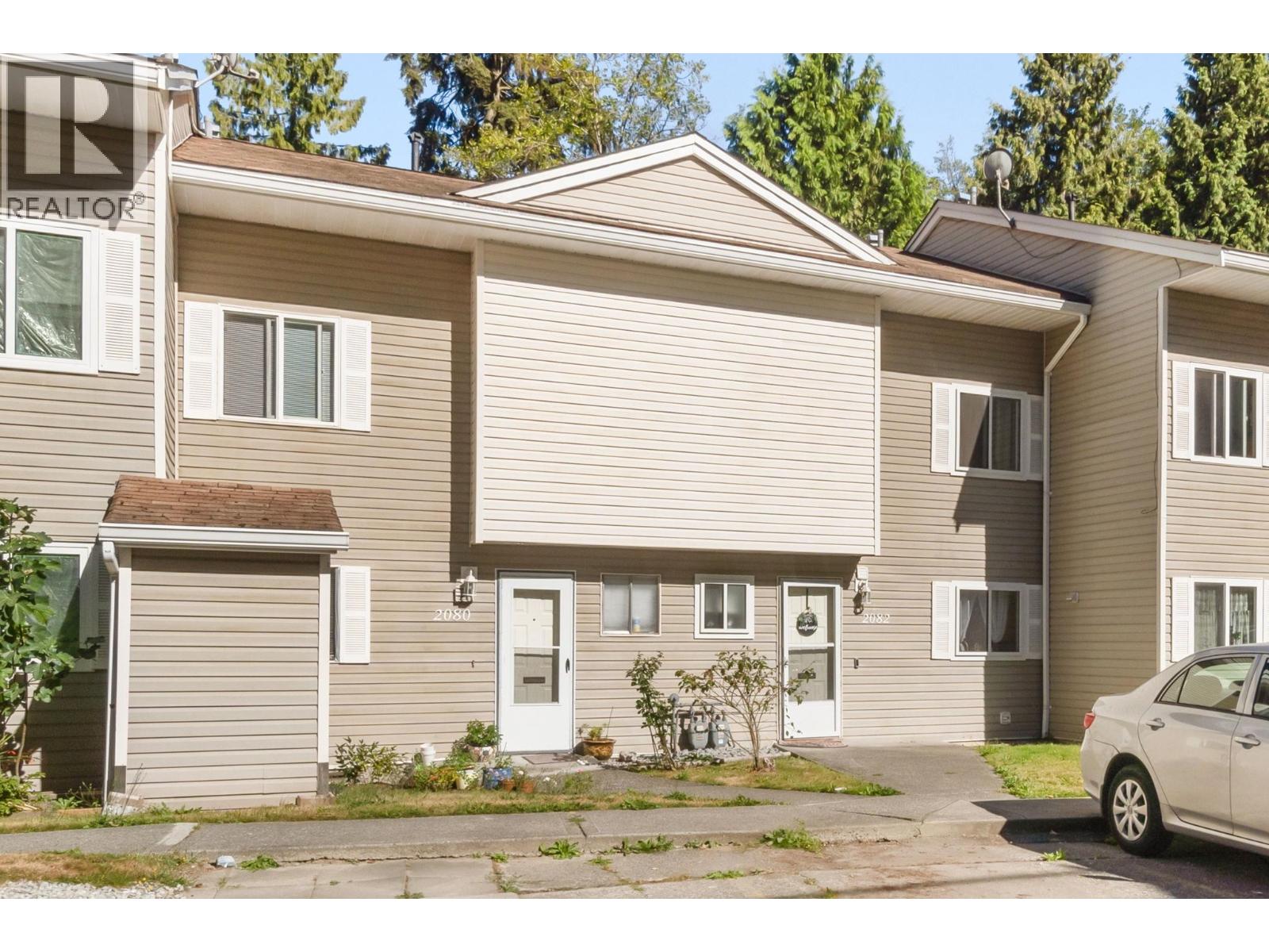 2082 Springer Avenue Property Photo 2
