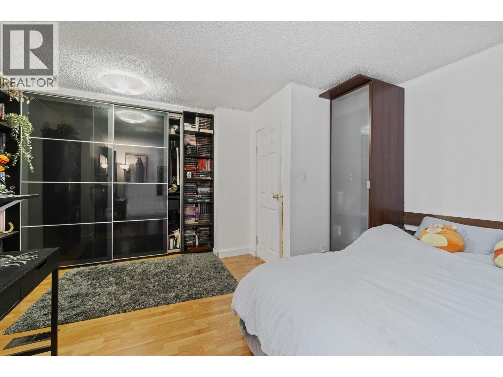 2082 Springer Avenue Property Photo 15