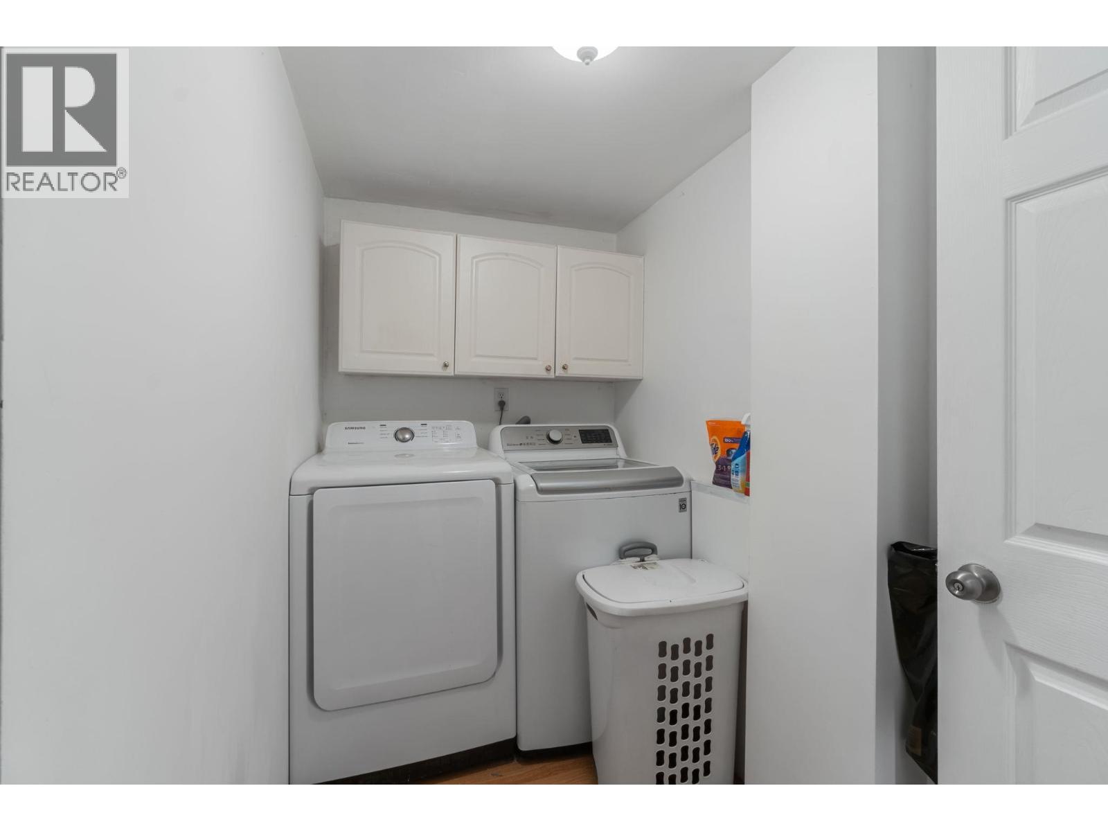 2082 Springer Avenue Property Photo 21