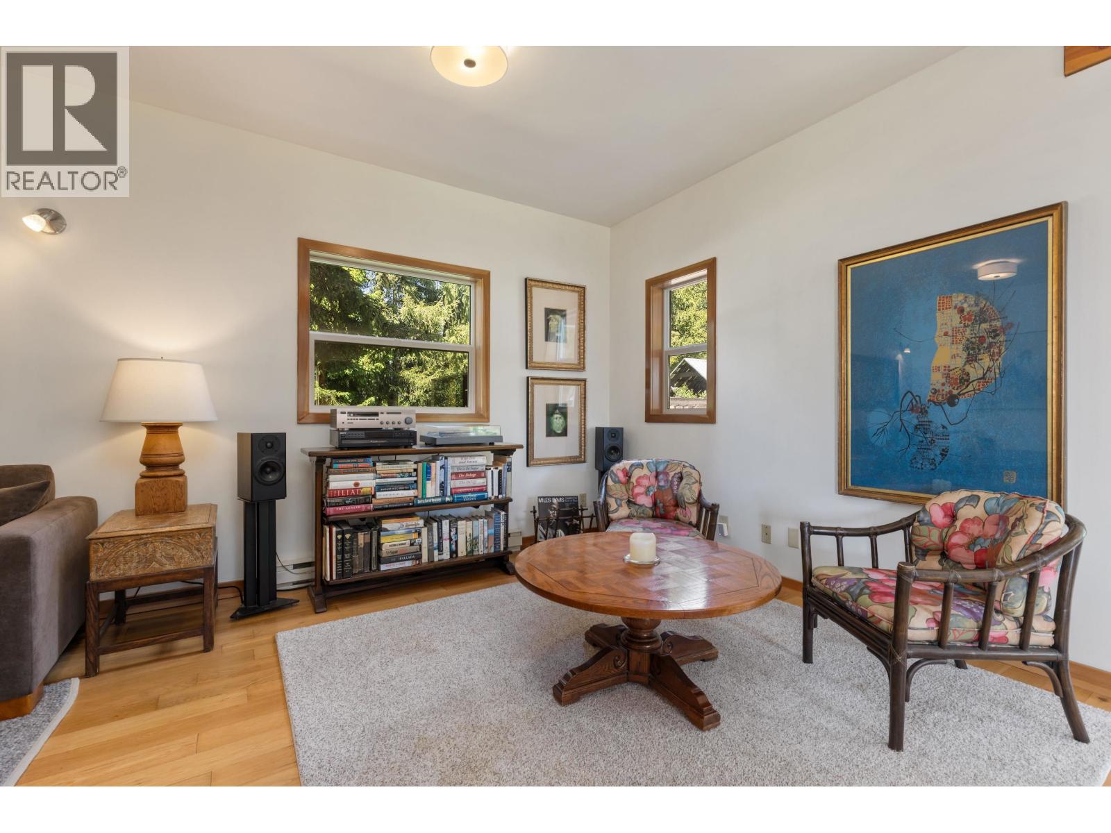 8950 Pemberton Meadows Road Property Photo 12