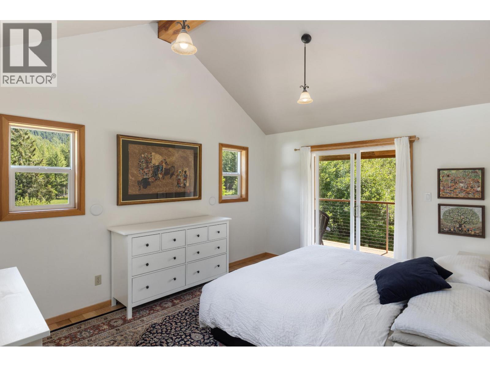 8950 Pemberton Meadows Road Property Photo 17