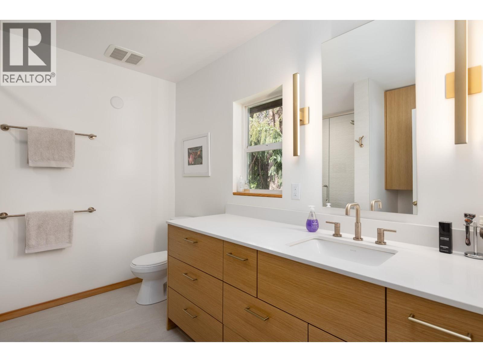8950 Pemberton Meadows Road Property Photo 19
