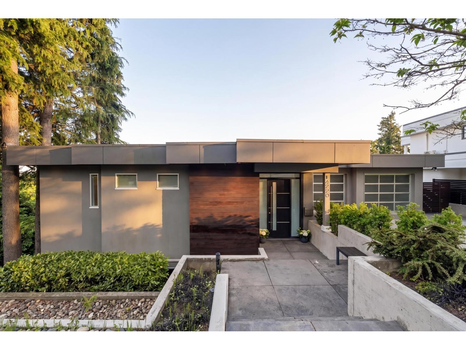 14220 Marine Drive Property Photo 3
