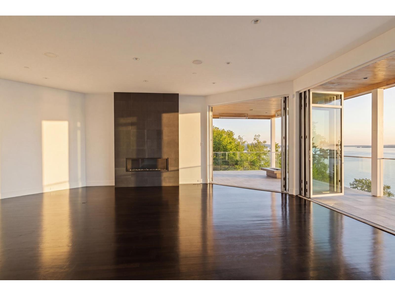14220 Marine Drive Property Photo 14
