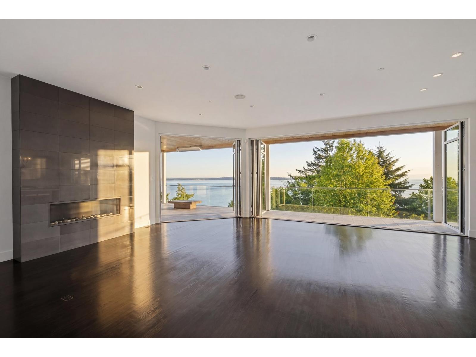 14220 Marine Drive Property Photo 15