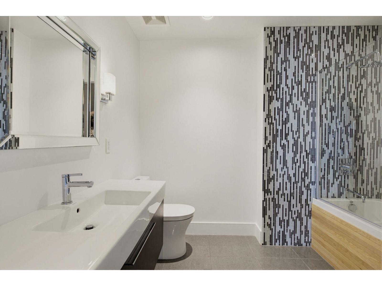 14220 Marine Drive Property Photo 27