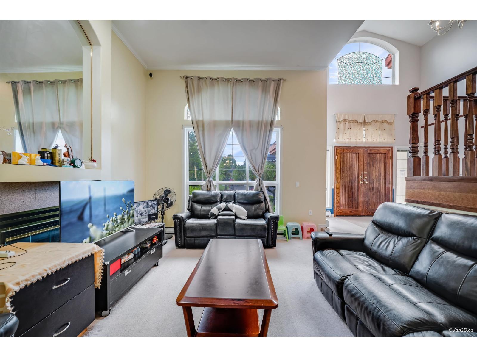 11028 162a Street Property Photo 5