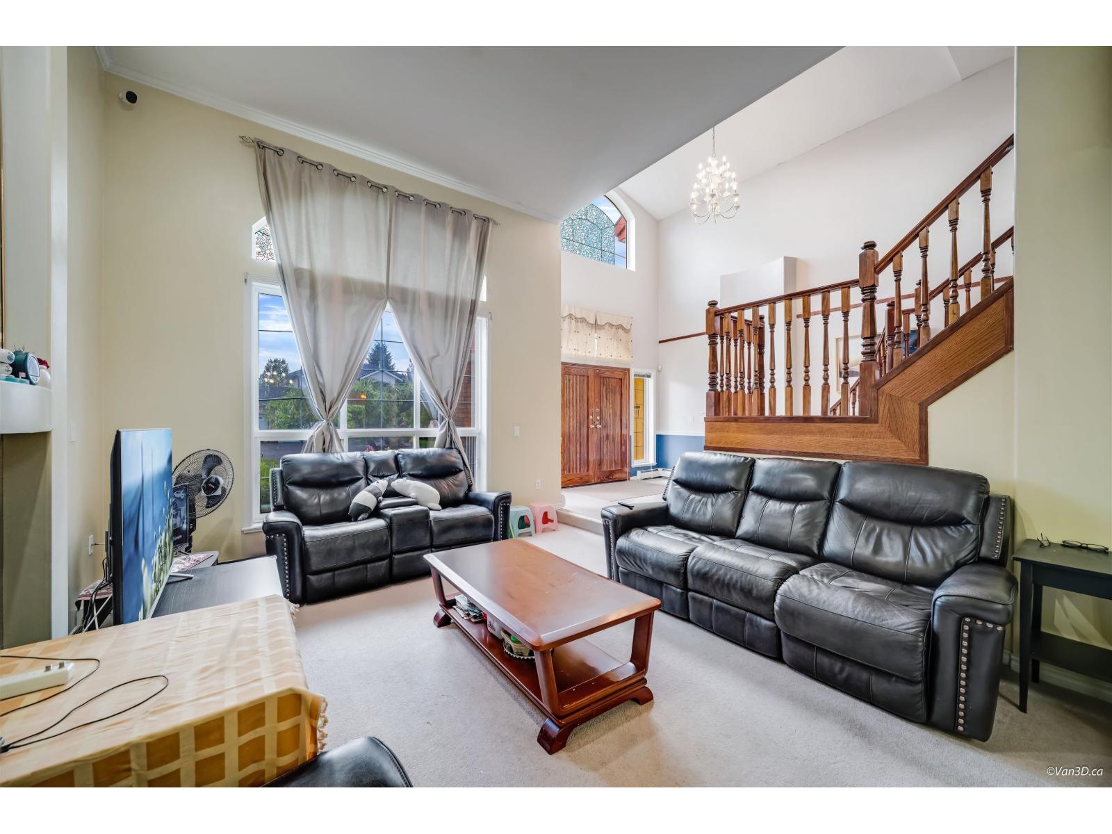 11028 162a Street Property Photo 6