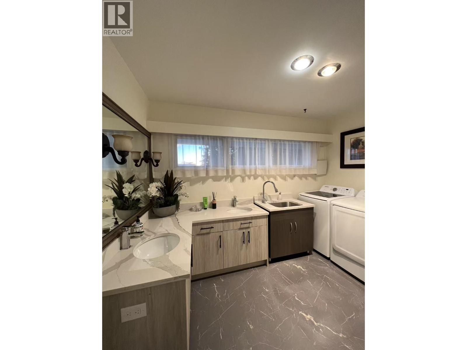 7441 Mckay Avenue Property Photo 10