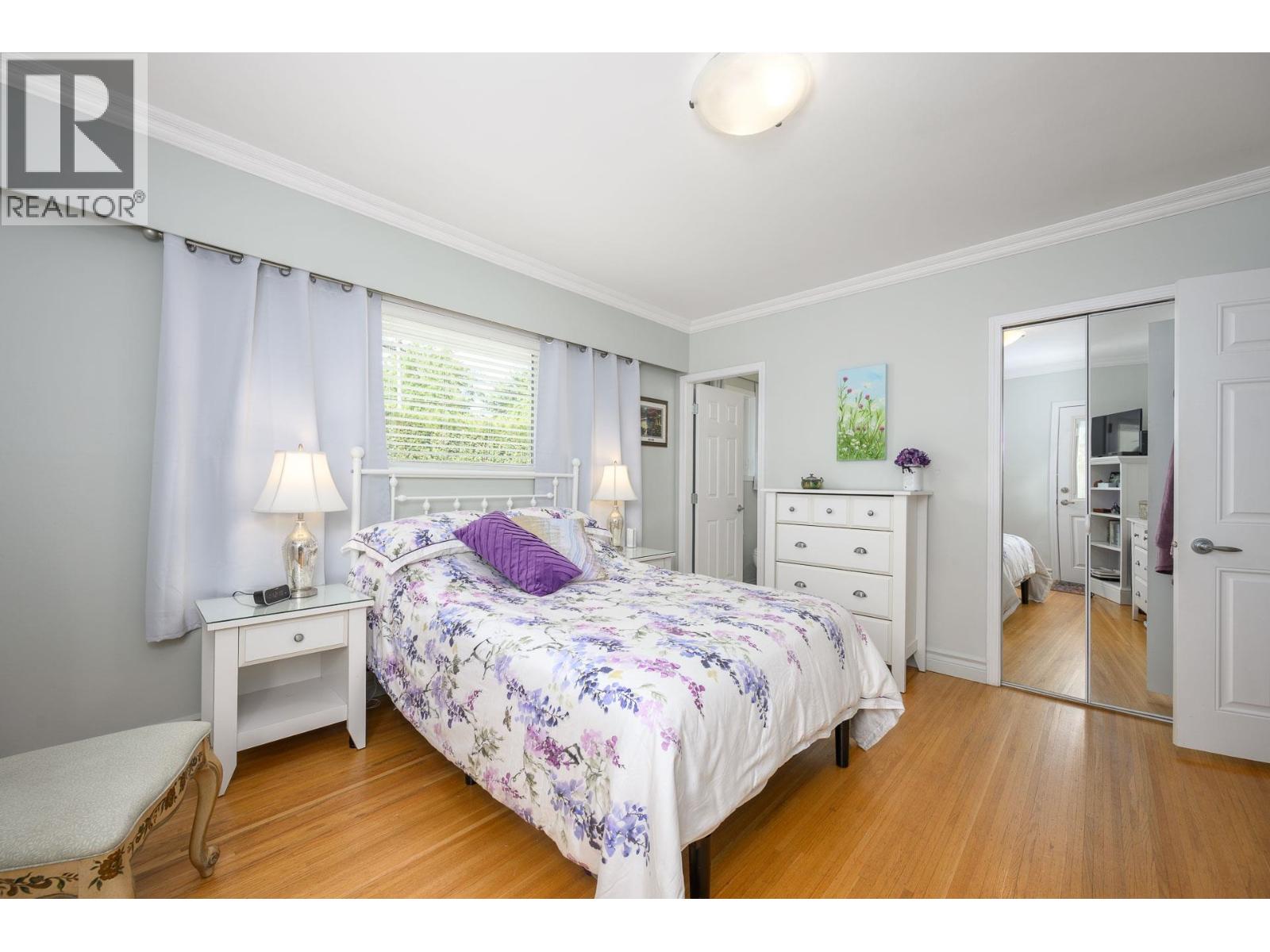 957 56a Street Property Photo 17