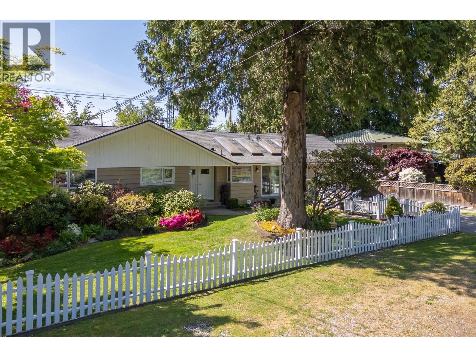 957 56a Street Property Photo 28