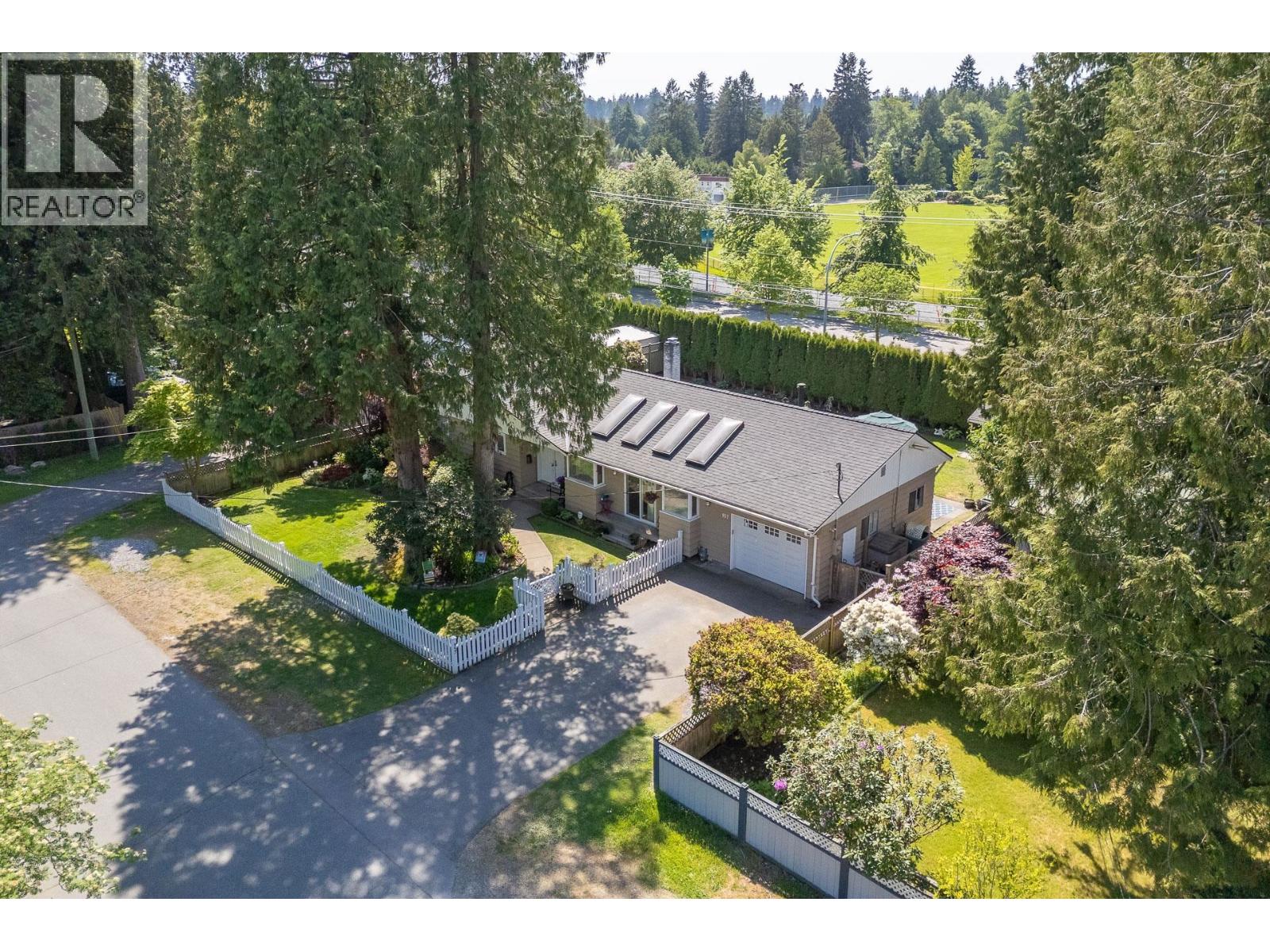 957 56a Street Property Photo 32