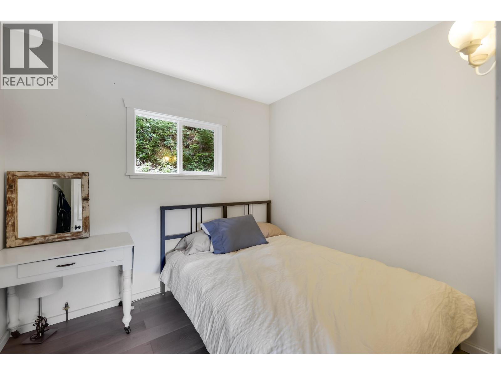 Block E Levette Lake Property Photo 12