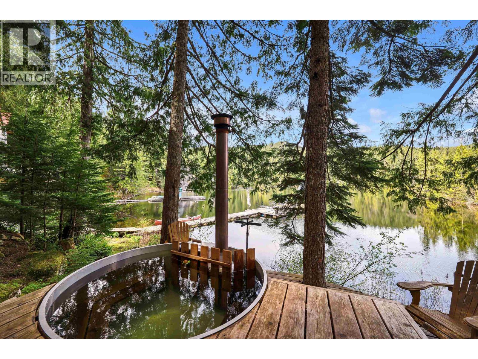 Block E Levette Lake Property Photo 27
