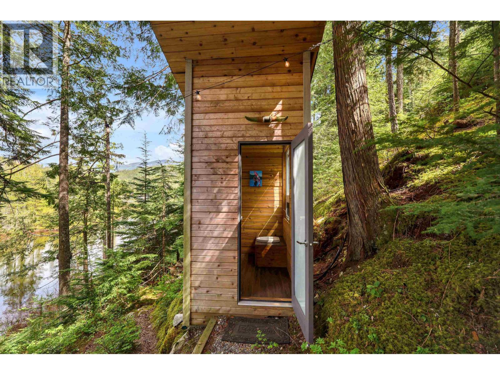 Block E Levette Lake Property Photo 29