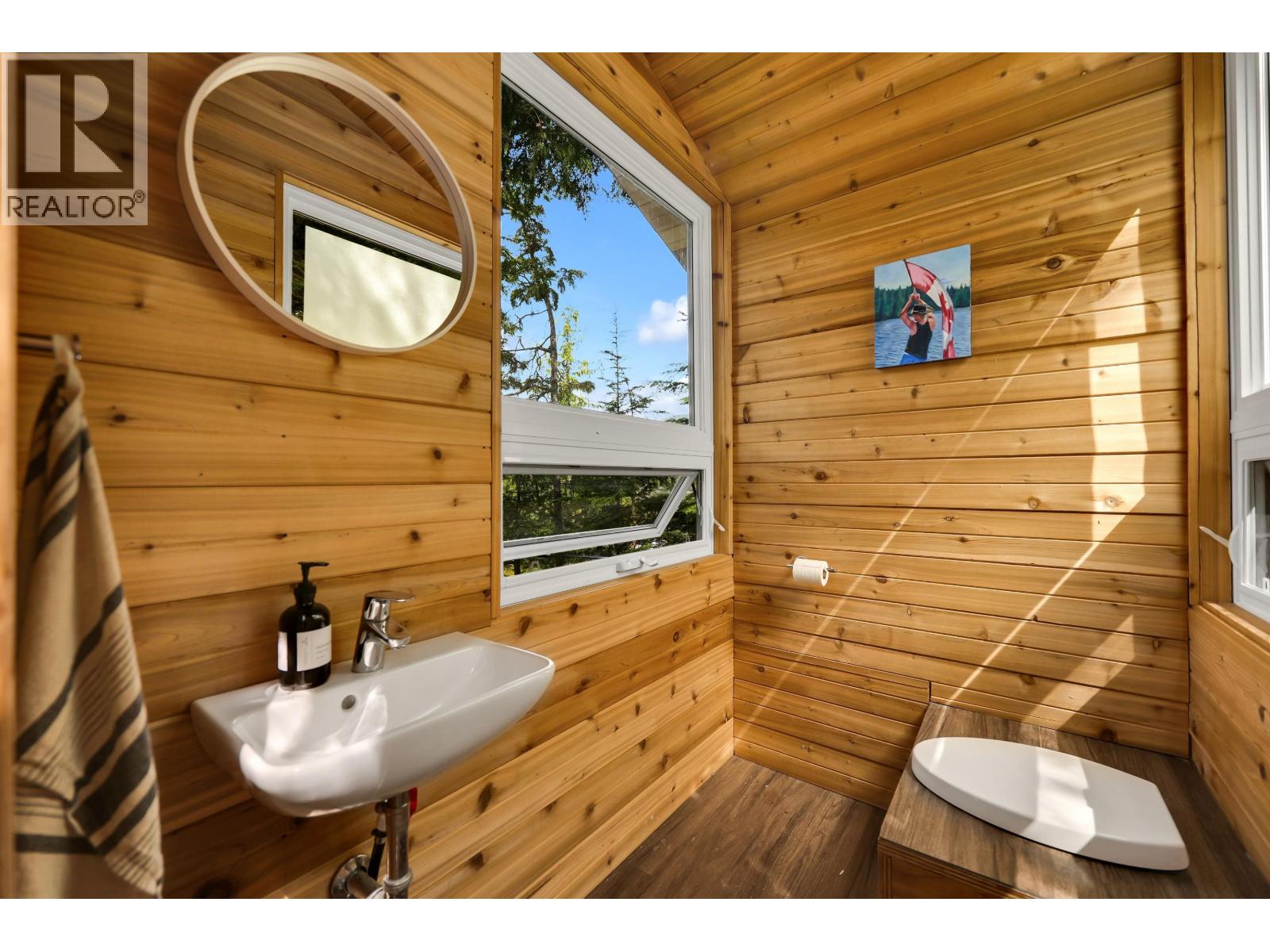 Block E Levette Lake Property Photo 30