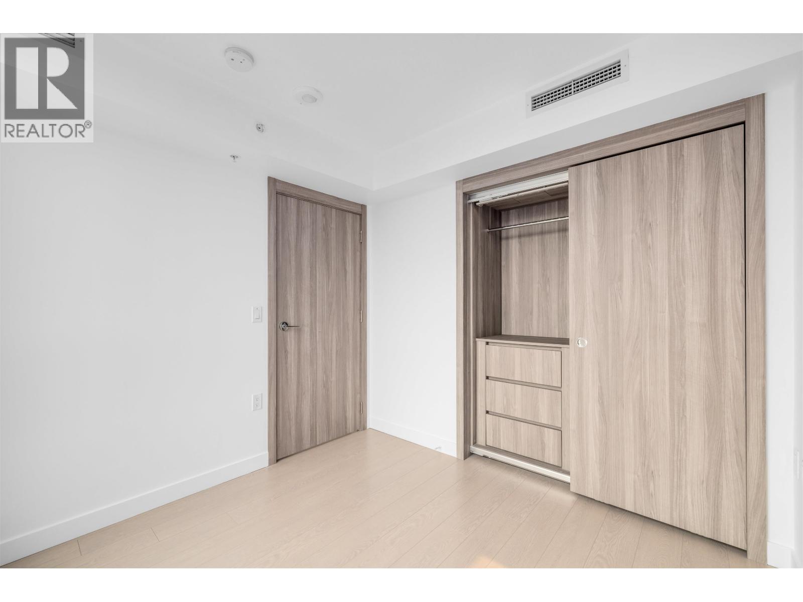 3003 455 Sw Marine Drive Property Photo 13