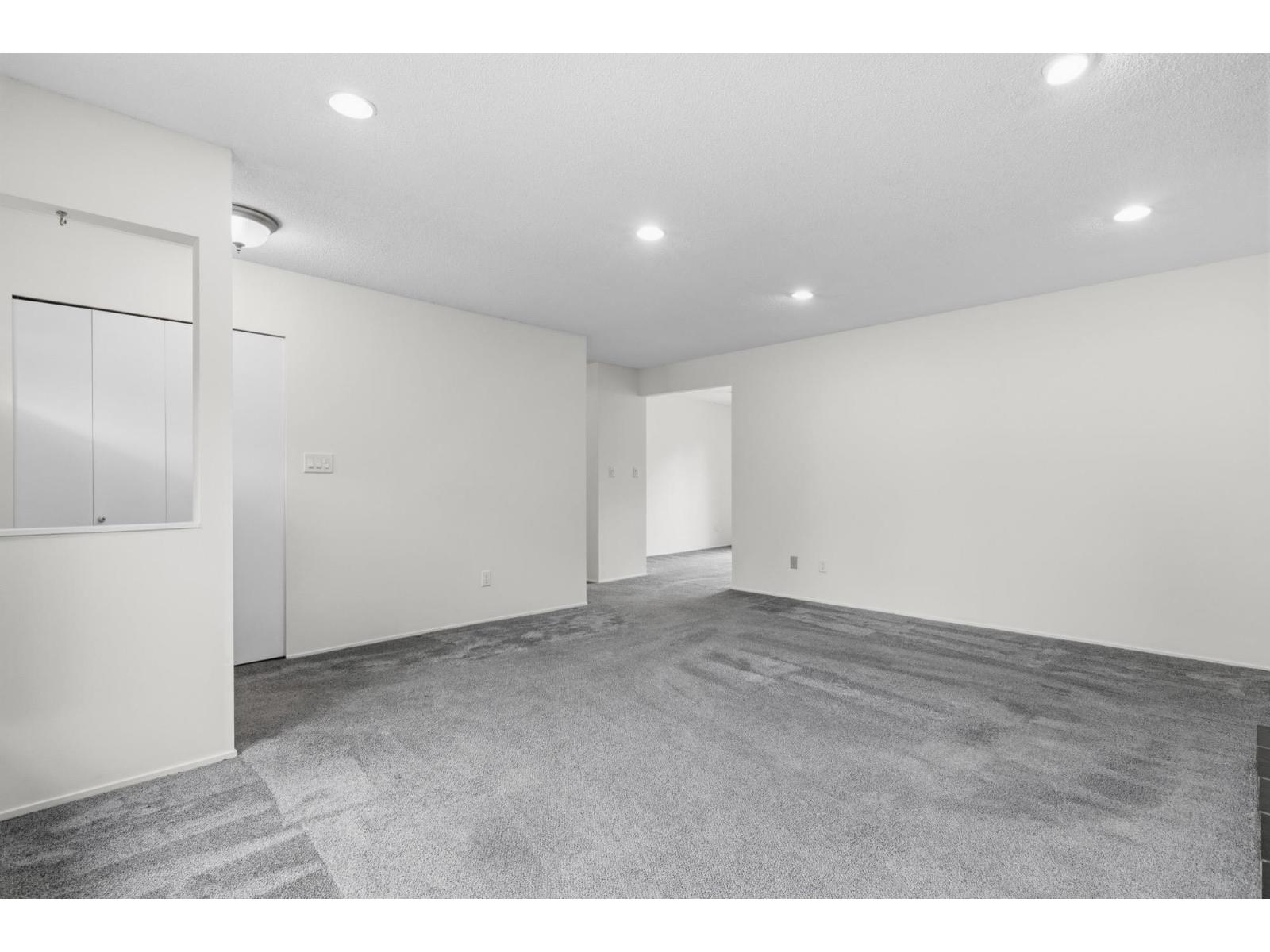 4525 199a Street Property Photo 4
