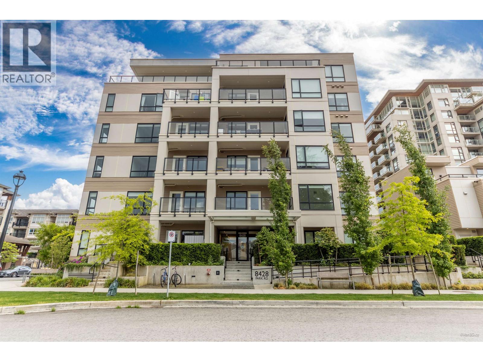 608 8428 Park Road Property Photo 1