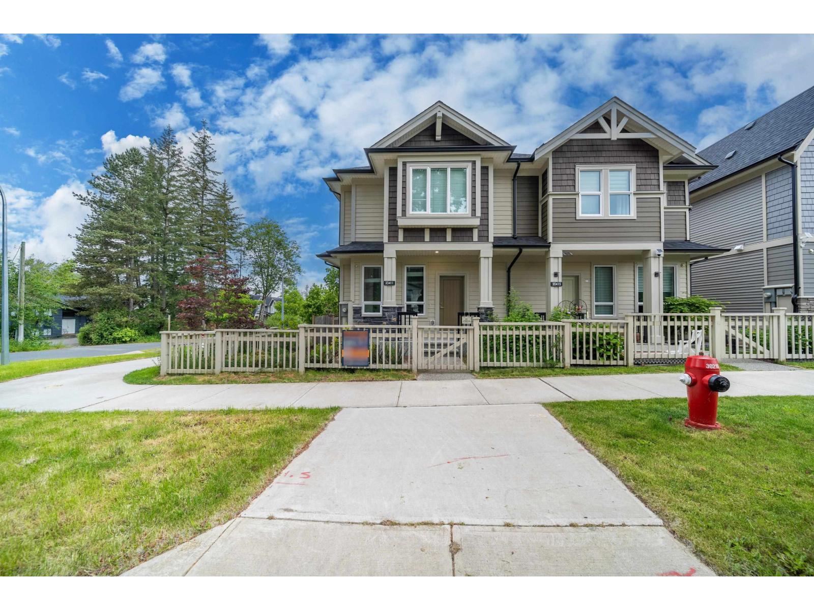 20411 76 Avenue Property Photo 1