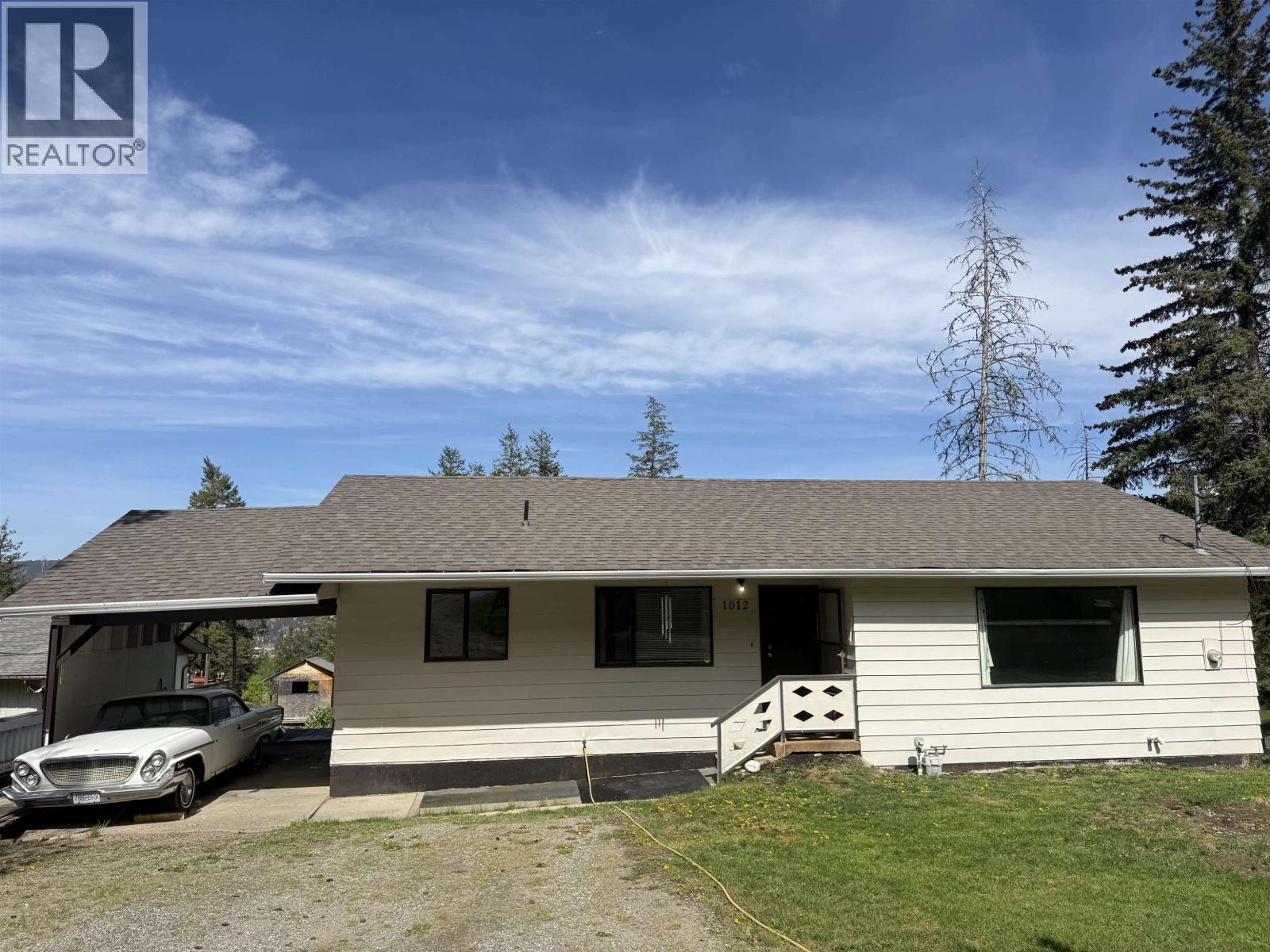 1012 CONRAD CRESCENT Property Photo 1