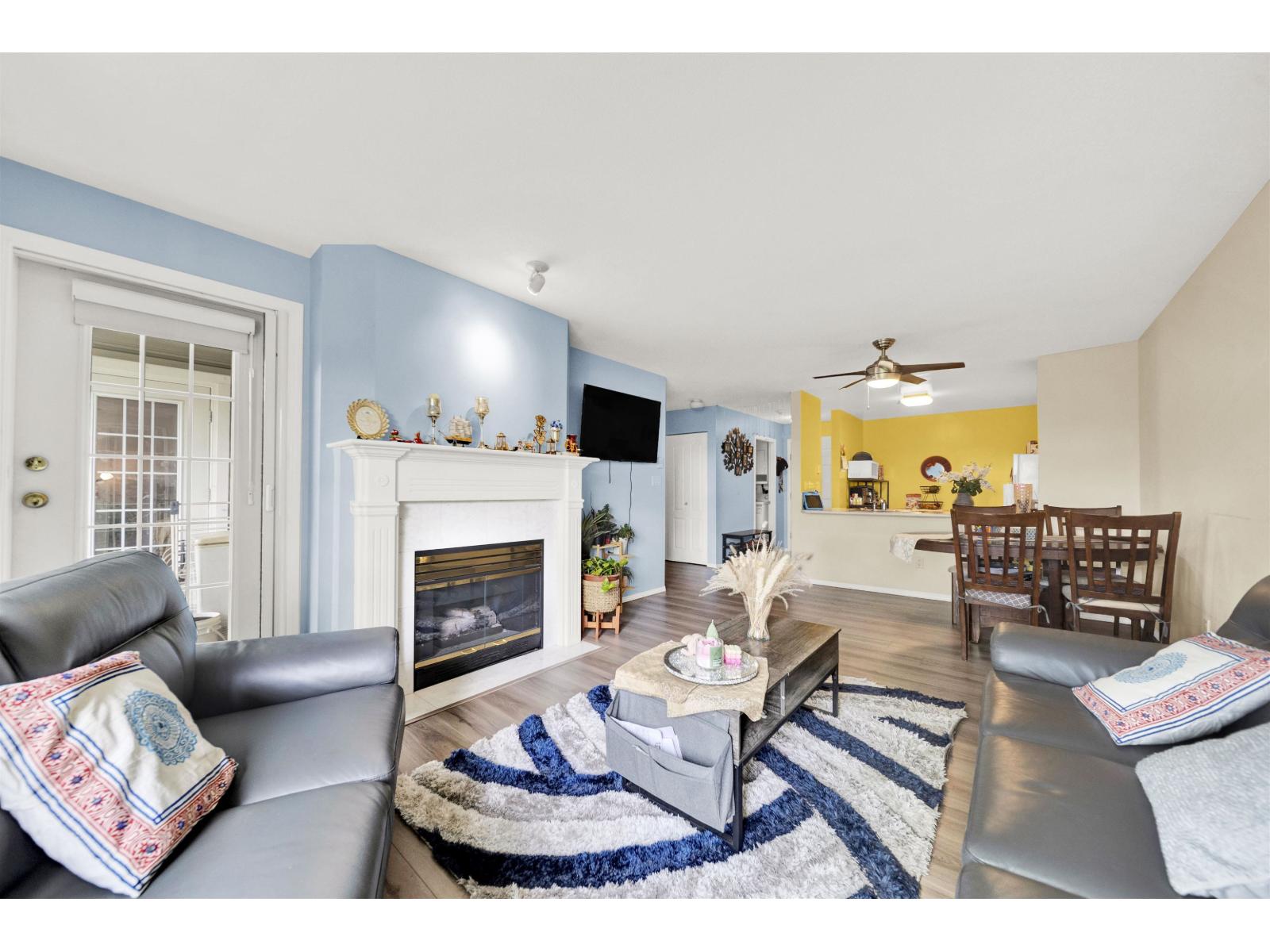 308 15160 108 Avenue Property Photo 2