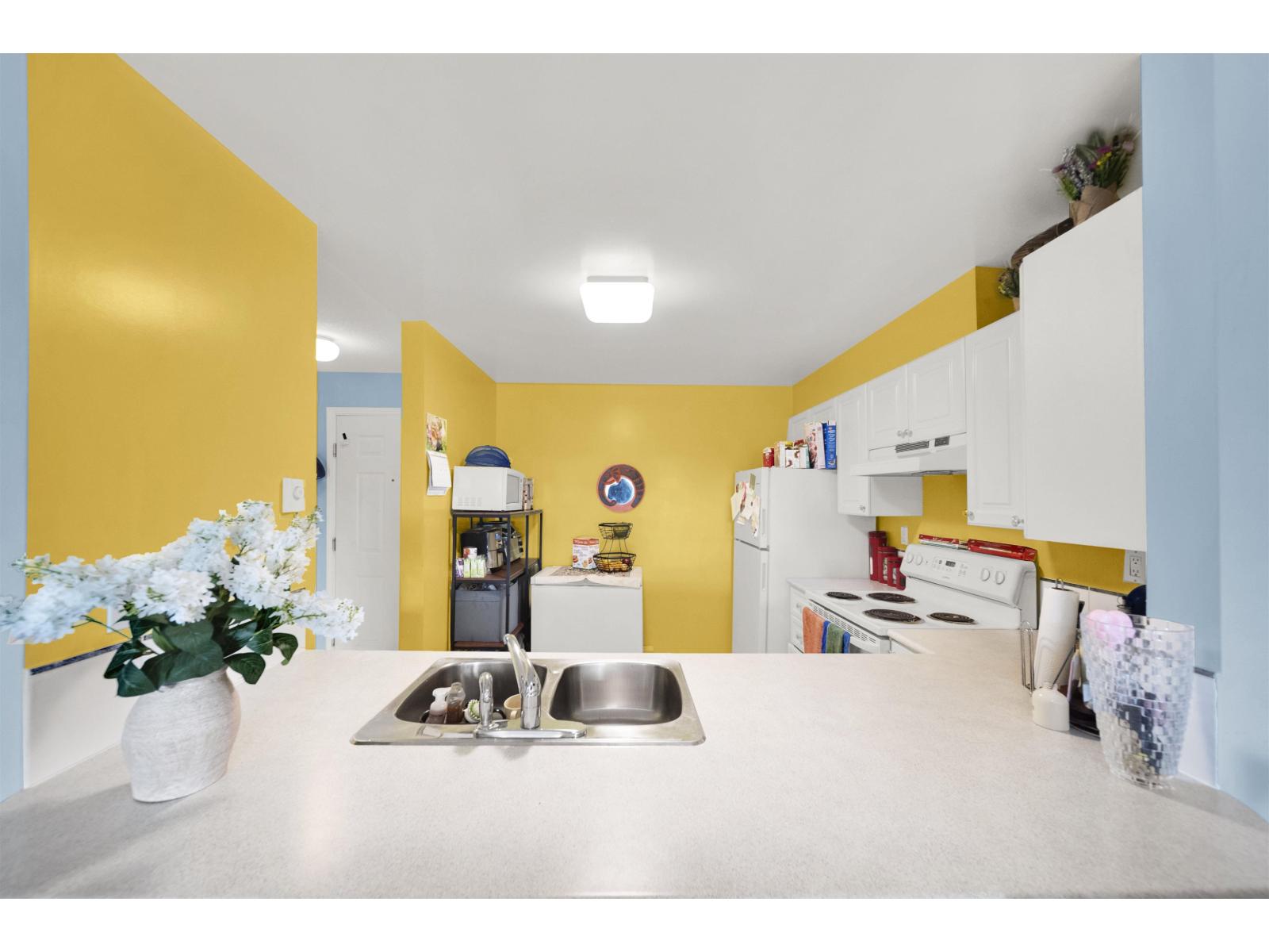 308 15160 108 Avenue Property Photo 7