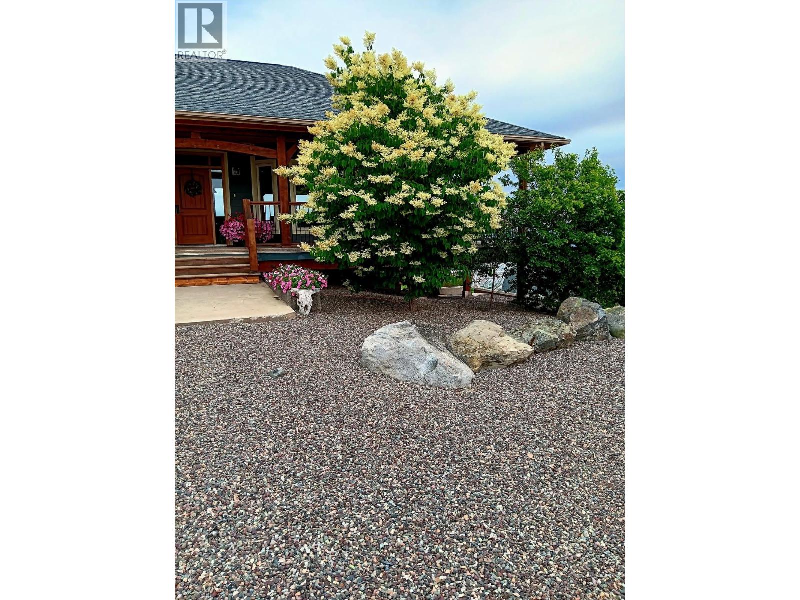 6536-7018 Boundary Road Property Photo 5