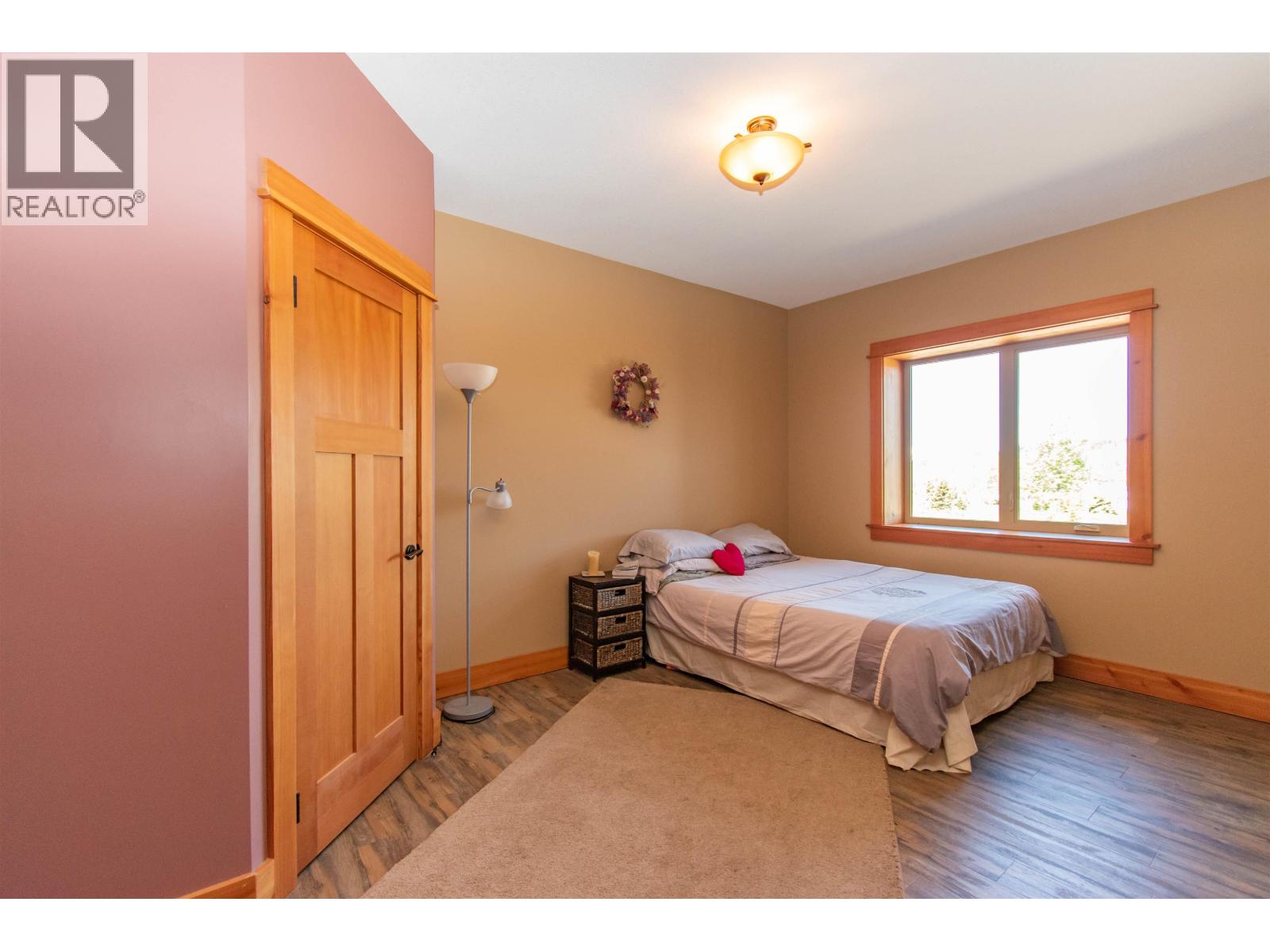 6536-7018 Boundary Road Property Photo 16