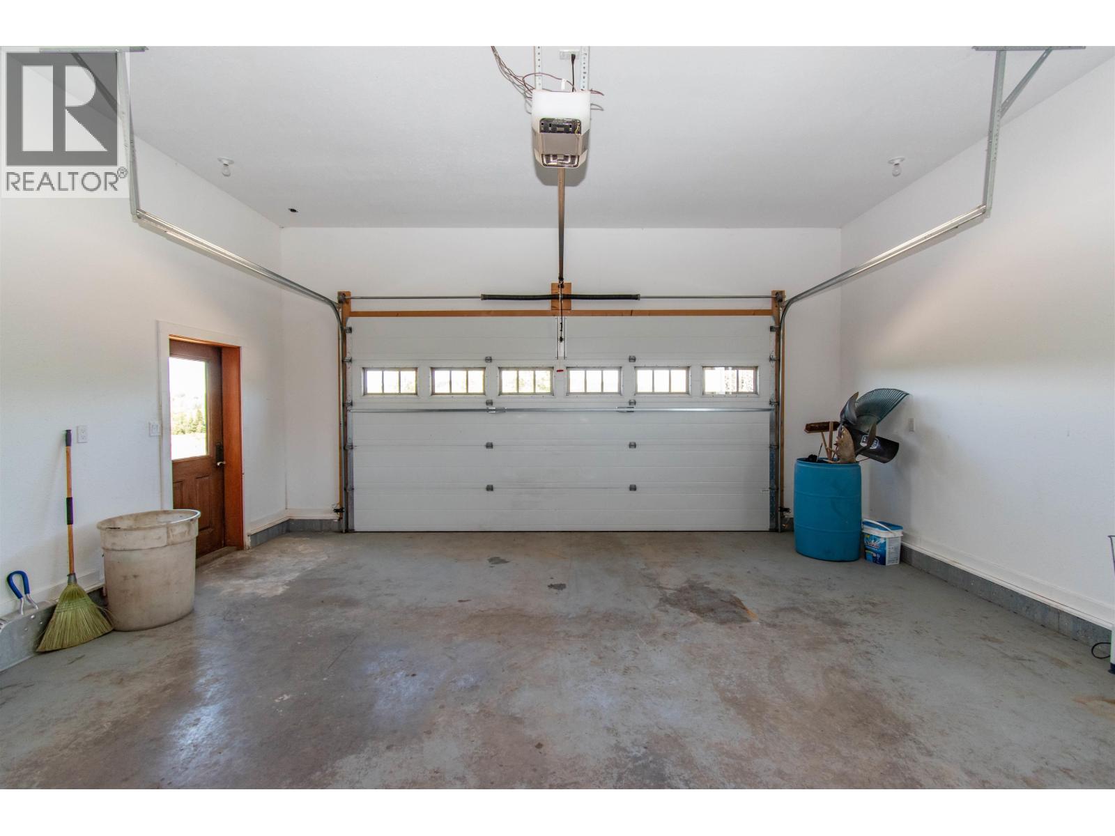6536-7018 Boundary Road Property Photo 29