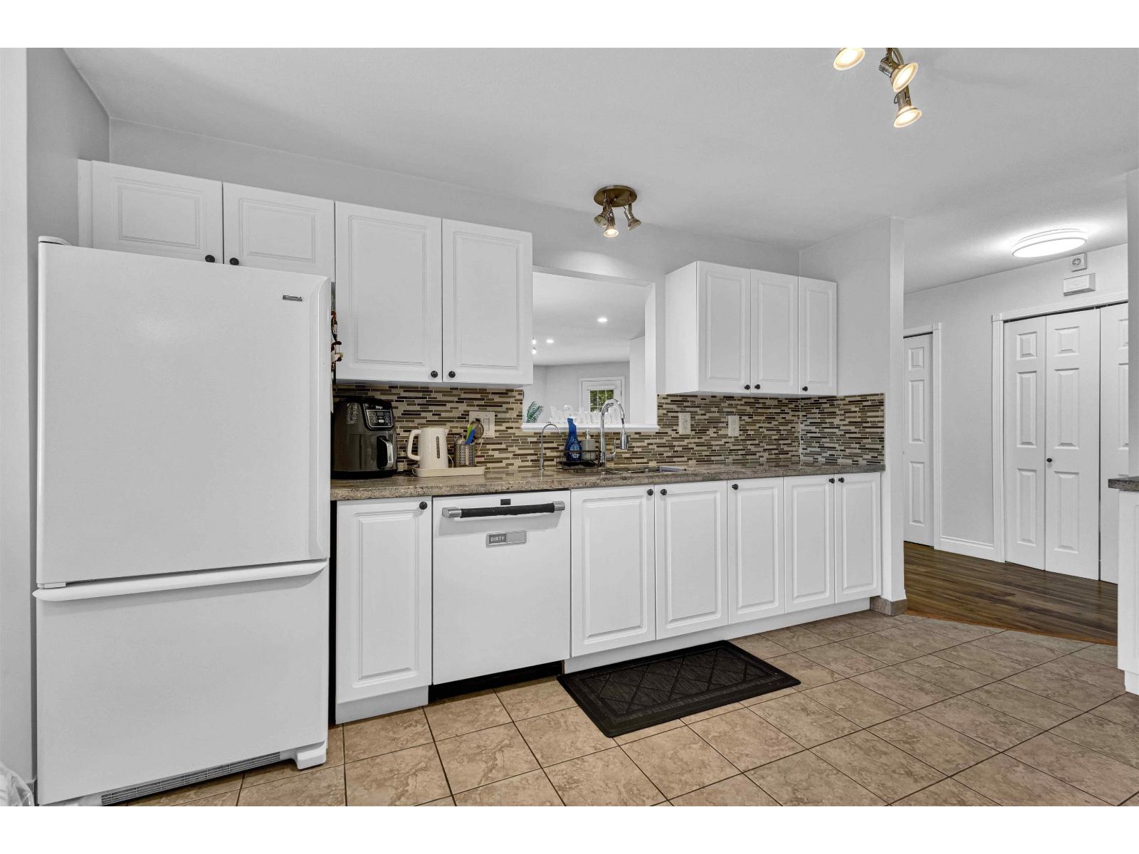 10 8388 158 Street Property Photo 19