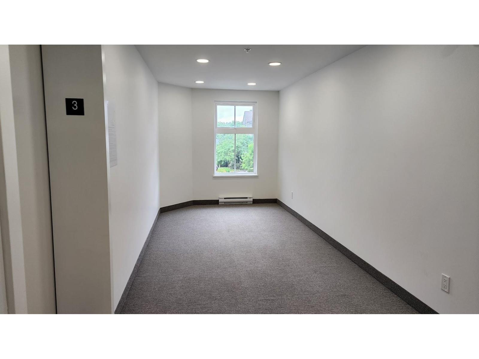 365 27358 32 Avenue Property Photo 4
