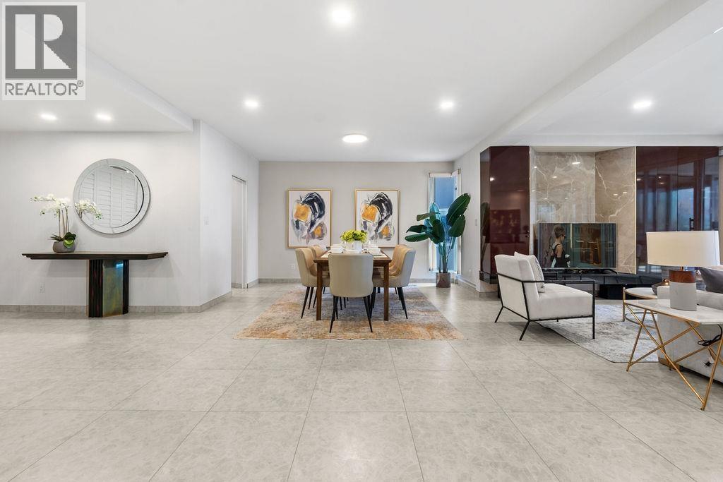 401 2015 Beach Avenue Property Photo 11