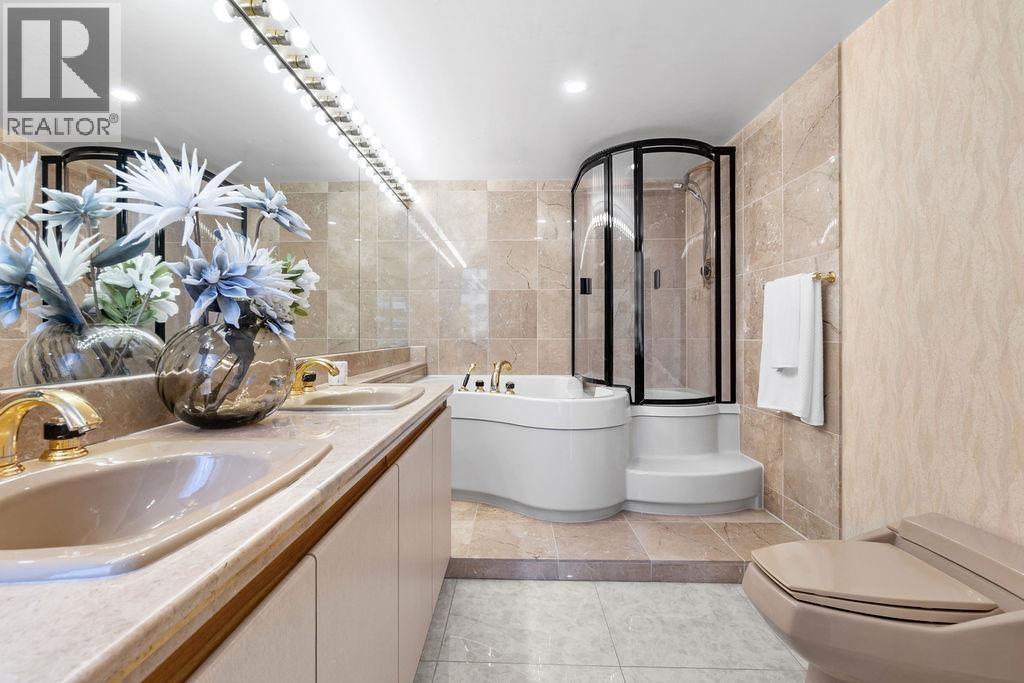 401 2015 Beach Avenue Property Photo 19