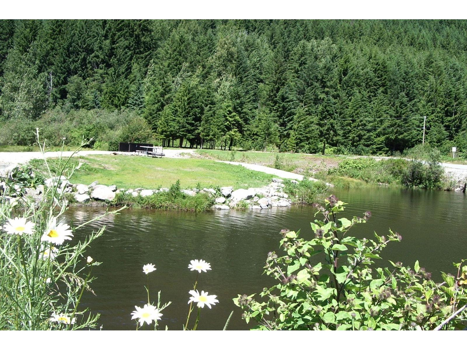 14963 Parkwood Street Property Photo 13