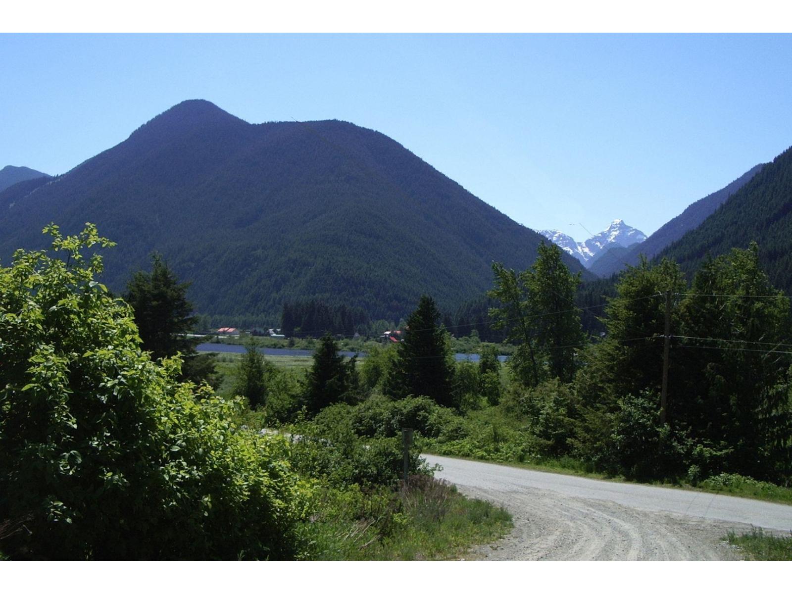 14963 Parkwood Street Property Photo 23