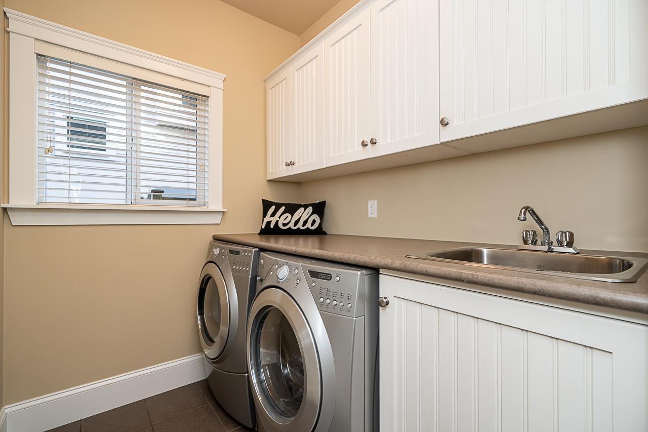 2513 164 Street Property Photo 18