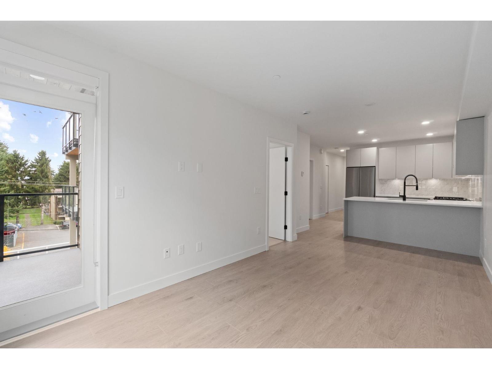 418 13258 105 Avenue Property Photo 9