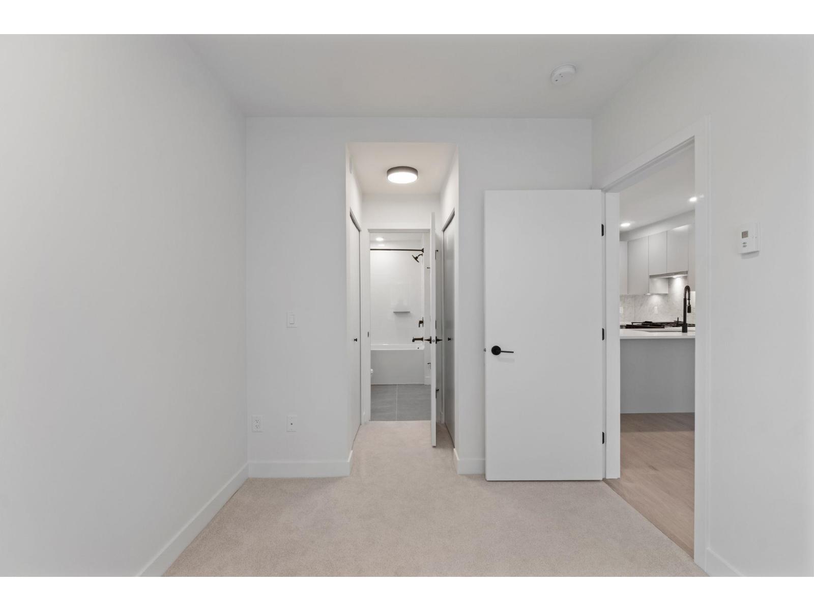 418 13258 105 Avenue Property Photo 15