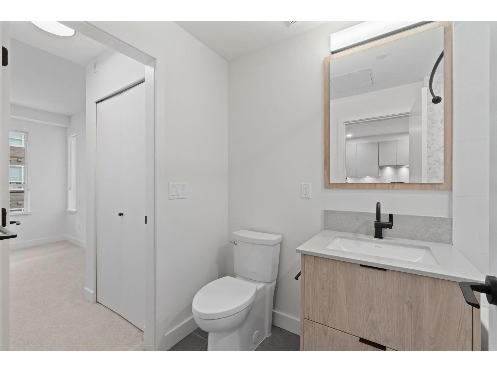 418 13258 105 Avenue Property Photo 17