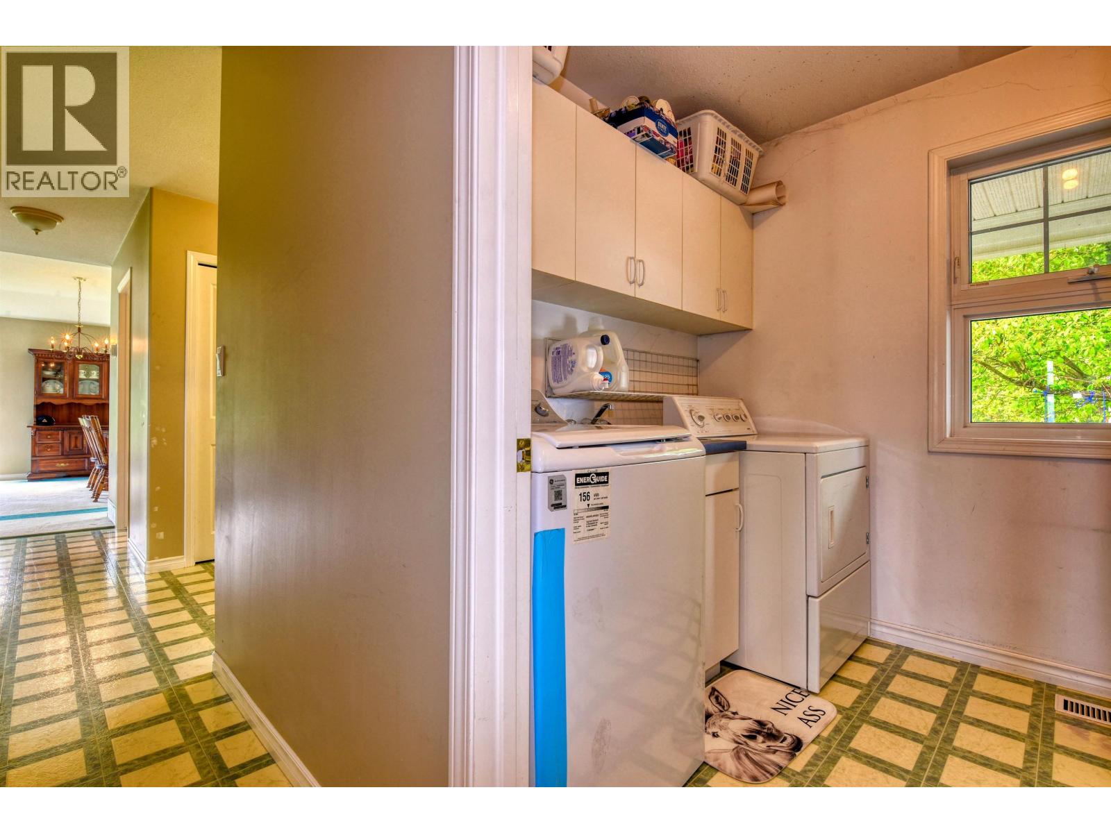 77 Woodland Drive Property Photo 15