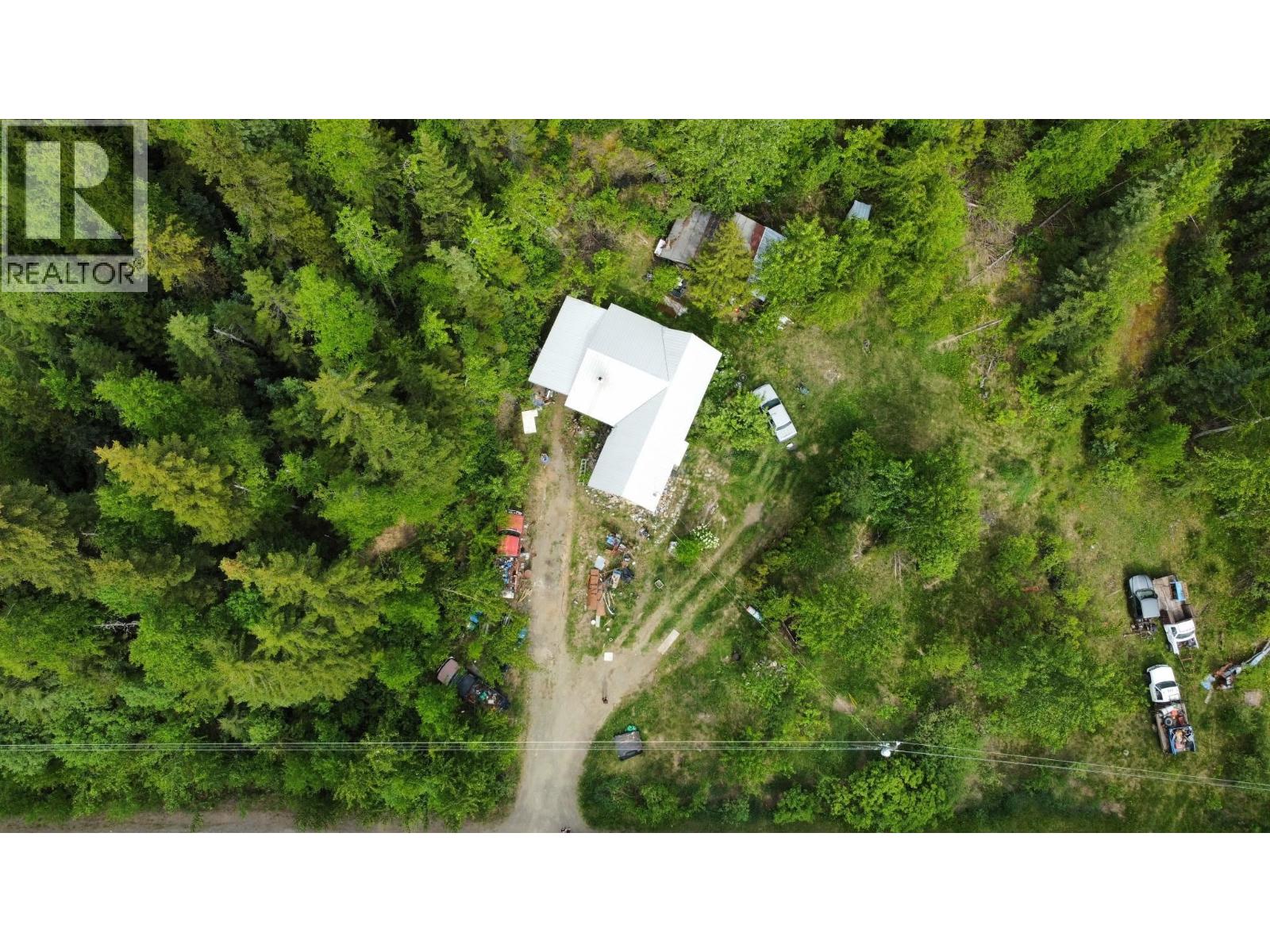 6348 Rosette Lake Road Property Photo 2