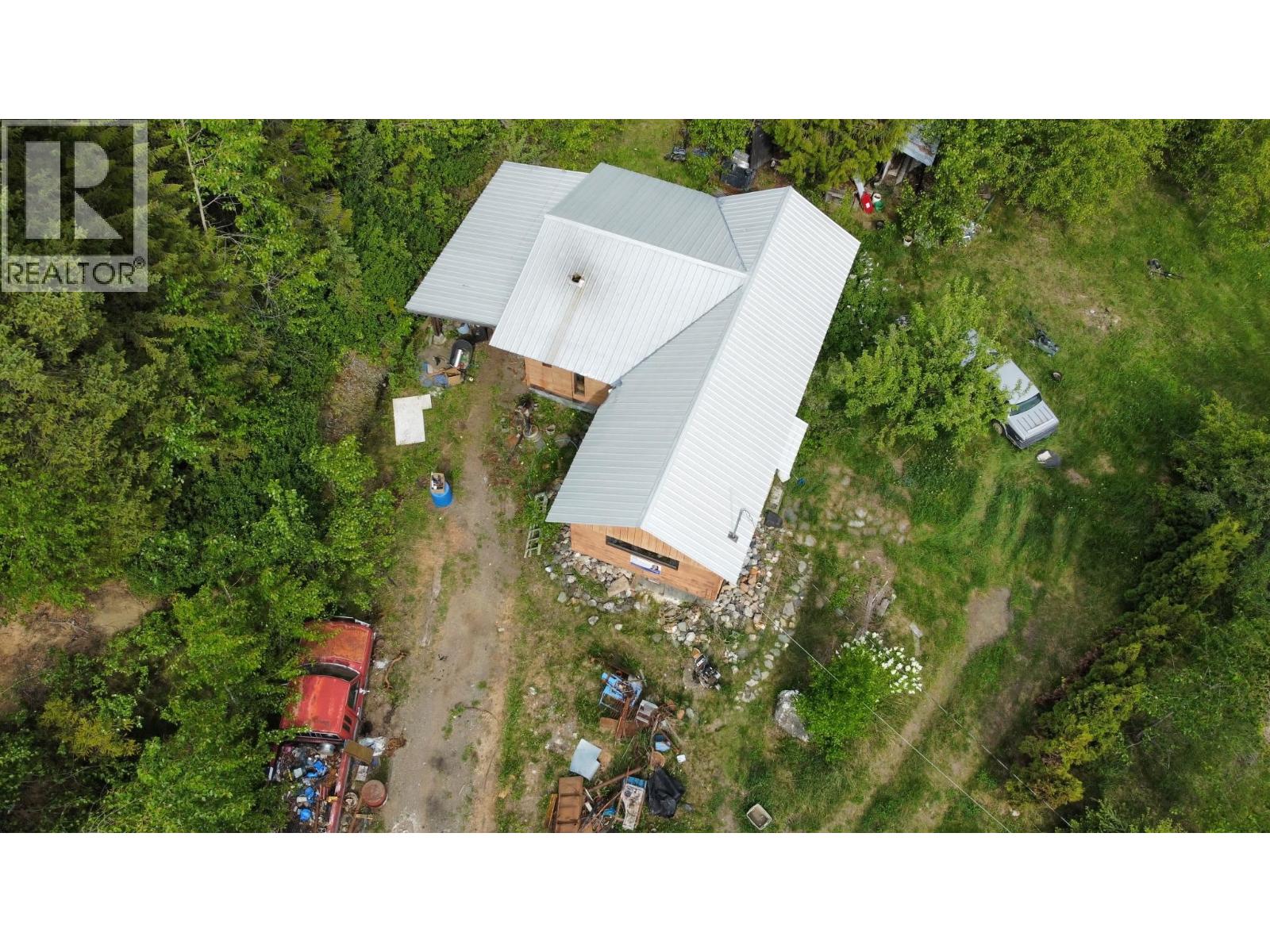 6348 Rosette Lake Road Property Photo 3
