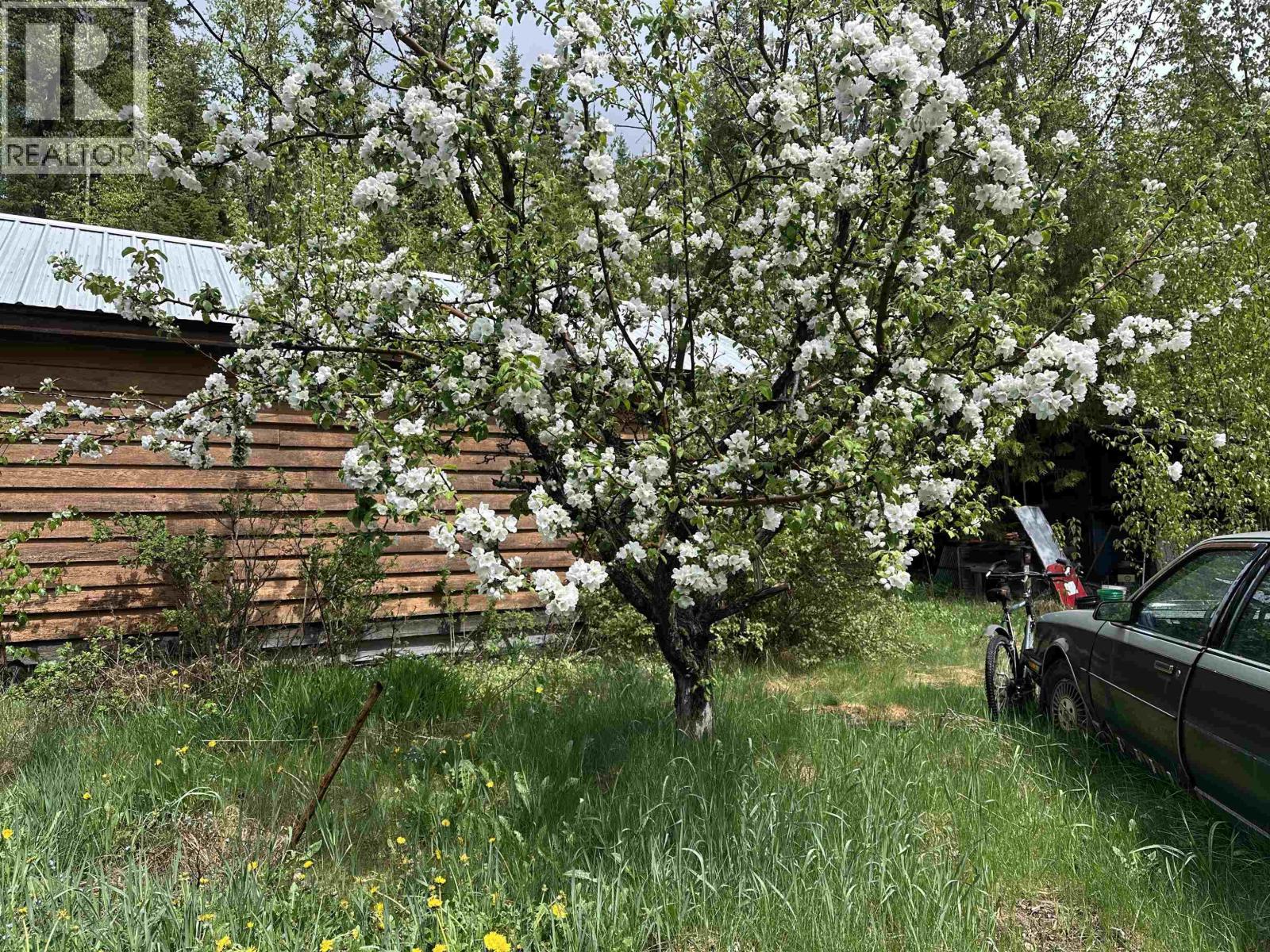 6348 Rosette Lake Road Property Photo 9