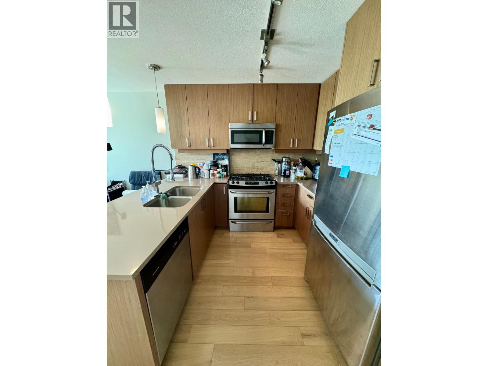 609 7117 Elmbridge Way Property Photo 7